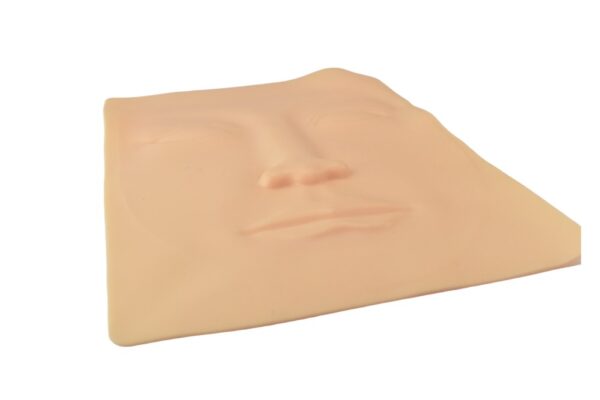 Rostro sintético para práctica de maquillaje. - Imagen 2