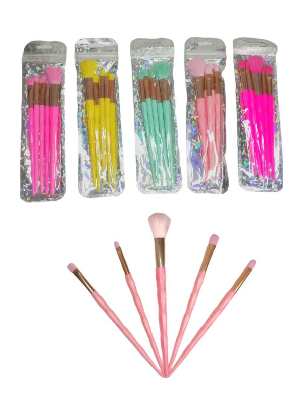 Brocha para maquillaje bolsa plateada diamante 5u.
