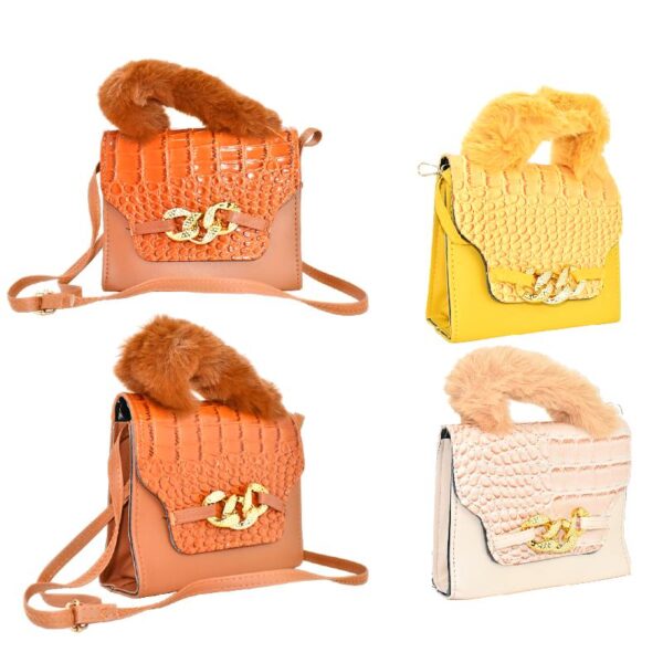 Cartera personal textura de serpiente con sujetador afelpado